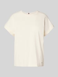 T-shirt o kroju regular fit z czystej bawełny od Tommy Hilfiger - 40
