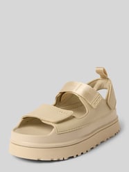 Sandały z podeszwą na platformie model ‘GOLDENGLOW’ od UGG - 11