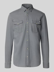 Regular Fit Jeanshemd mit Brusttaschen Modell 'ESHERIDAN' von Jack & Jones - 48