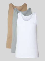 Koszulki bez rękawów w kroju regular fit z czystej bawełny w zestawie 3 szt. od Tommy Hilfiger - 35