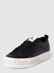 Sneakersy na platformie z nadrukiem z logo model ‘VULC’ od Calvin Klein Jeans Czarny - 26