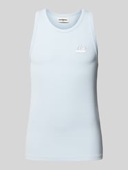 Tanktop mit Label-Stitching von Low Lights Studios Blau - 18