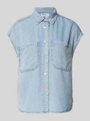 Koszula jeansowa o kroju regular fit z kieszeniami na piersi od My Essential Wardrobe - 36