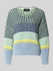 Oversized Strickpullover mit V-Ausschnitt von Marc Cain - 25