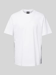 T-Shirt mit Label-Print von EA7 Emporio Armani Weiß - 23