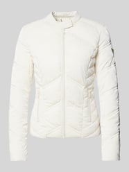 Steppjacke mit Stehkragen Modell 'NEW VONA' von Guess Weiß - 12