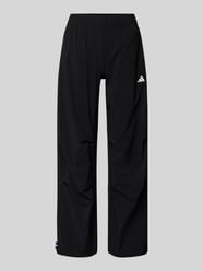 Spodnie materiałowe o kroju wide fit z nadrukiem z logo od adidas Sportswear - 6