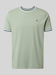 t-shirt z paskami w kontrastowym kolorze i okrągłym dekoltem od Christian Berg Men - 16