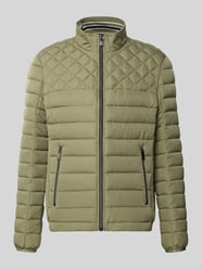 Steppjacke mit Stehkragen und Reißverschlusstaschen von Christian Berg Men - 21
