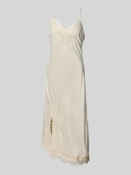 Midikleid mit Spitzenbesatz Modell 'VMCHARM' von VERO MODA - 2