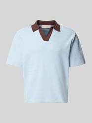 Regular Fit Poloshirt mit V-Ausschnitt Modell 'COTEDAZUR' von JACK & JONES - 47