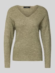 Sweter z dzianiny o kroju regular fit z dekoltem w serek model ‘CREWLEFILEGLITTER’ od VERO MODA - 24