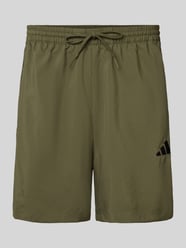 Shorts mit elastischem Bund und Tunnelzug von adidas Sportswear - 2