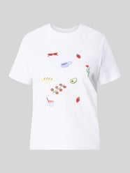 T-shirt o kroju regular fit z czystej bawełny model 'GAK' od PIECES - 1