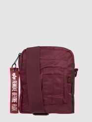 Beanie mit Label-Detail Modell 'WOODWORTH BEANIE' von Alpha Industries Bordeaux - 17