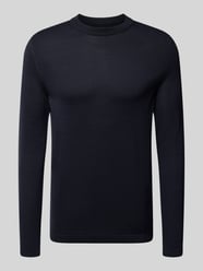 sweter o kroju slim fit z czystej bawełny Marc O'Polo × DFB Travel kolekcja od Marc O'Polo - 35