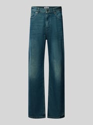 Jeansy o kroju straight fit z czystej bawełny z efektem znoszenia od REVIEW - 26