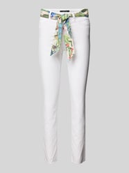Jeans met stoffen riem van Marc Cain - 8