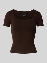 T-Shirt in Ripp-Optik von Gina Tricot - 25