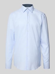 Regular Fit Business-Hemd mit Kentkragen Modell 'Hank' von BOSS - 29