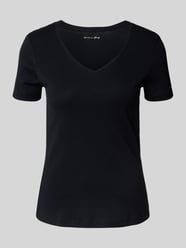 T-Shirt mit geripptem V-Ausschnitt von Christian Berg Woman - 16