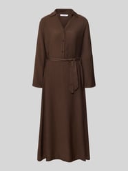 Hemdblusenkleid mit kurzer Knopfleiste Modell 'Di44anaa' von ZABAIONE - 31