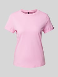 T-shirt o kroju regular fit z czystej bawełny model ‘PAULA’ od Vero Moda Fuksjowy - 41