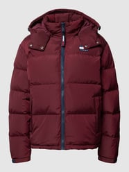 Donsjack met labelpatch, model 'Alaska' van Tommy Jeans Rood - 16