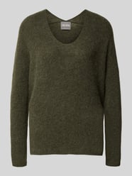 Sweter z dzianiny z mieszanka wełny z dekolt w serek model 'THORA' od MOS MOSH - 42