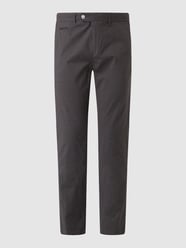 Straight Fit Chino mit Stretch-Anteil Modell 'Everest' von Brax Grau - 31