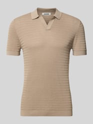 Slim Fit Strick-Poloshirt mit Strukturmuster Modell 'BRAIAN' von DRYKORN Beige - 6