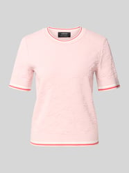 t-shirt o kroju regular fit z mieszanki wiskozy od Marc Cain Fuksjowy - 2