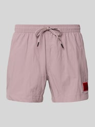 Zwembroek met labelpatch model 'DOMINICA' van HUGO Fuchsia - 24