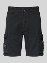 Bermudy o kroju regular fit z kieszeniami cargo od Petrol - 5
