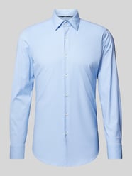 Slim Fit Business-Hemd mit Kentkragen Modell 'Hank' von BOSS Blau - 24