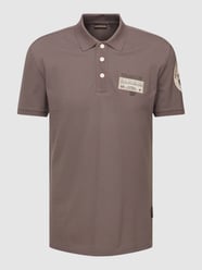 Koszulka polo z detalami z logo model ‘AMUNDSEN’ od Napapijri Szary - 34