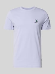 t-shirt z haftem i okrągłym dekoltem od Lindbergh - 43
