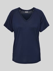 T-Shirt mit V-Ausschnitt Modell 'Joselyn' von Fransa Blau - 8