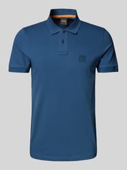 Koszulka polo z detalem z logo od BOSS Orange - 29