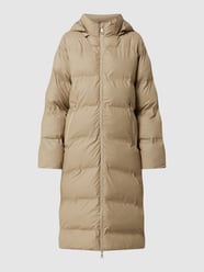 Steppmantel mit abnehmbarer Kapuze Modell 'Viviana' von Neo Noir Beige - 34