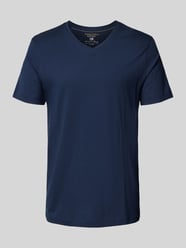 T-Shirt mit V-Ausschnitt von Christian Berg Men - 27