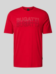 T-Shirt mit Label-Print von bugatti Rot - 35