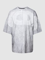 T-shirt o kroju oversized z nadrukiem z logo od GCDS Szary - 18