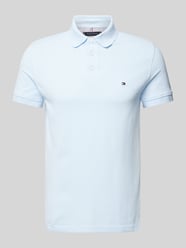 Slim Fit Poloshirt mit Label-Stitching von Tommy Hilfiger Blau - 9