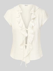 Top bluzkowy o kroju regular fit z fakturowanym wzorem model ‘Liv’ od WEEKDAY - 4