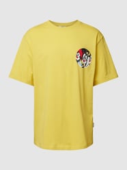 T-shirt z nadrukiem z motywem model ‘Lee’ od Redefined Rebel Żółty - 28