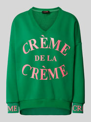 Sweatshirt mit Statement-Print Modell 'Creme de la Creme' von miss goodlife Grün - 31