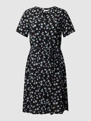 PLUS SIZE blousejurk van viscose met bloemenmotief van ONLY CARMAKOMA Zwart - 1