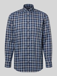 Koszula biznesowa o kroju comfort fit z kołnierzykiem typu button down od OLYMP Luxor - 38
