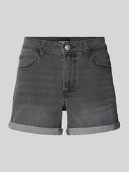Szorty jeansowe o kroju regular fit z mieszanki bawełny model ‘PEGGY’ od Pieces - 18